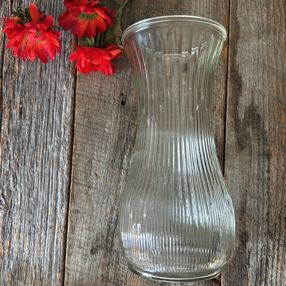 Vintage HOOSIER Clear Glass Vase 10" Tall - Picture 5 of 9